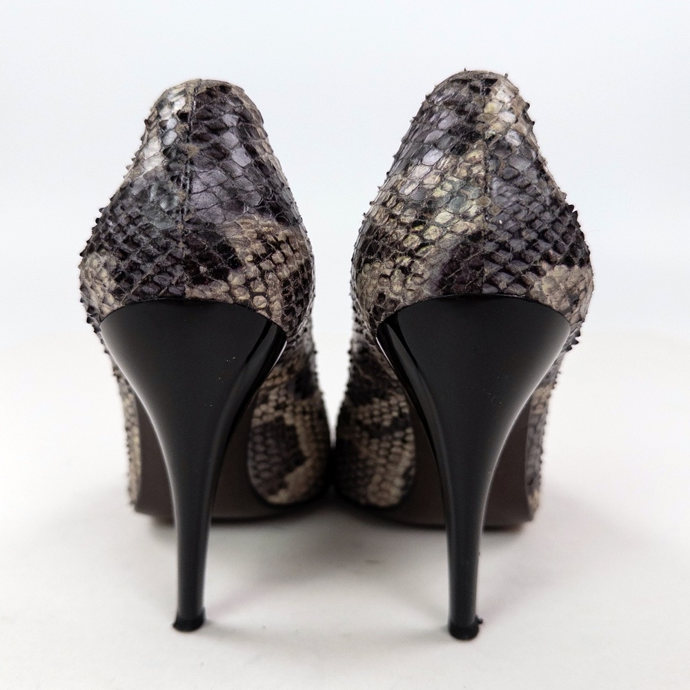 Stuart Weitzman Grey Python Leather Pointed Toe P… - image 5